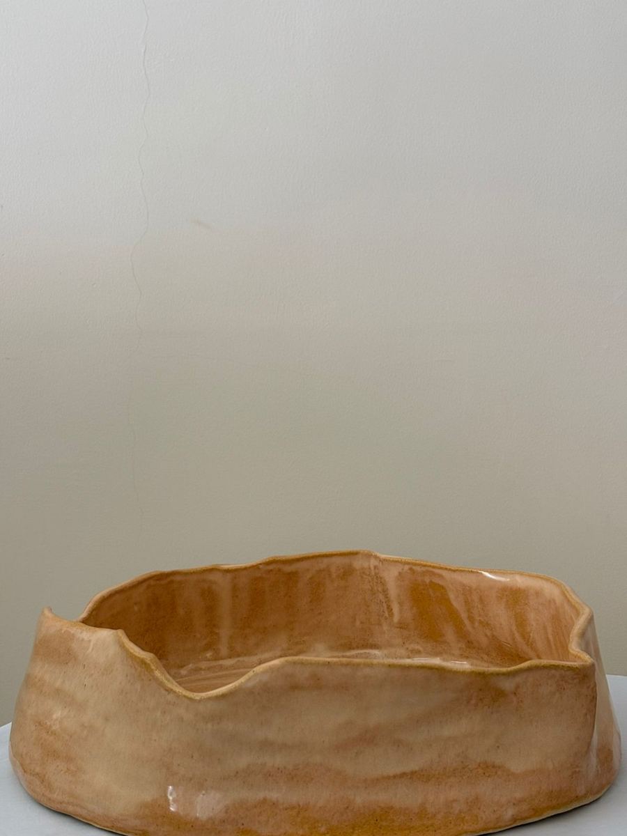 Toasted clay bowl